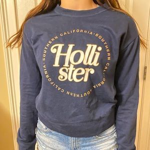 Navy Hollister crewneck sweatshirt